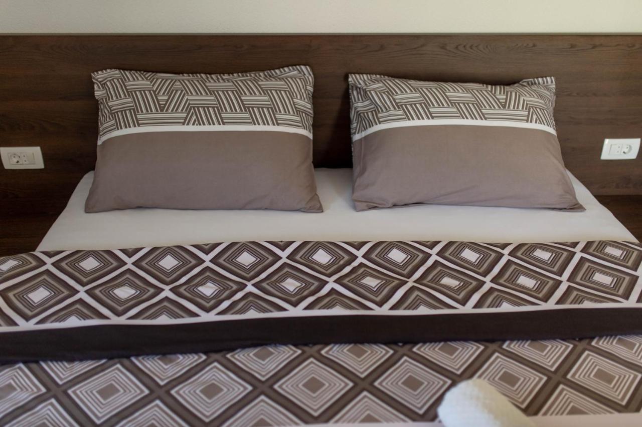 Apartmani Mia Prozor Экстерьер фото