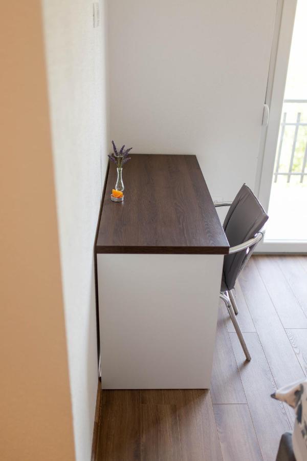 Apartmani Mia Prozor Экстерьер фото